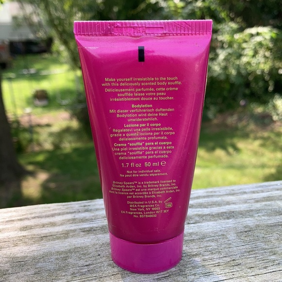⚜️Fantasy Britney Spears “Work Your Magic” Lotion - Picture 2 of 2